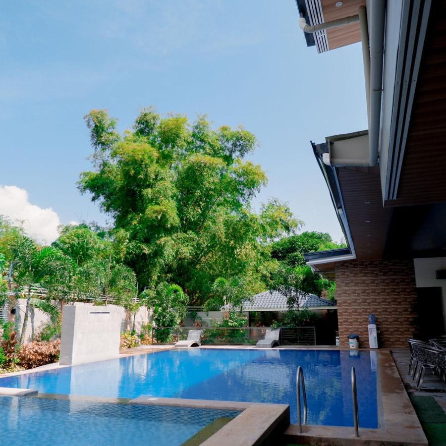 Armando's Garden Resort&Resto Anao Exterior foto